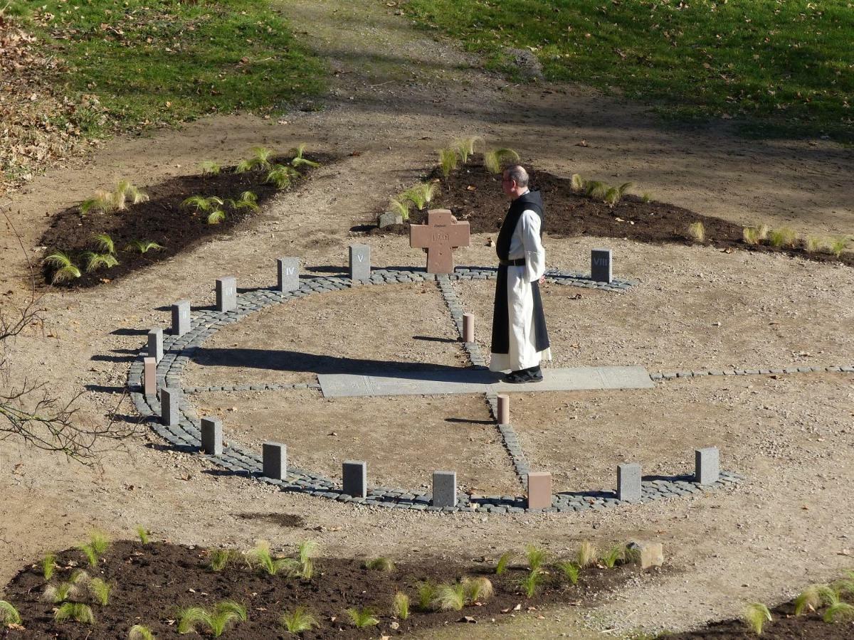 Kloster Langwaden กรีเวนบรอค ภายนอก รูปภาพ